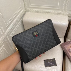 Mens Gucci Clutch Bags